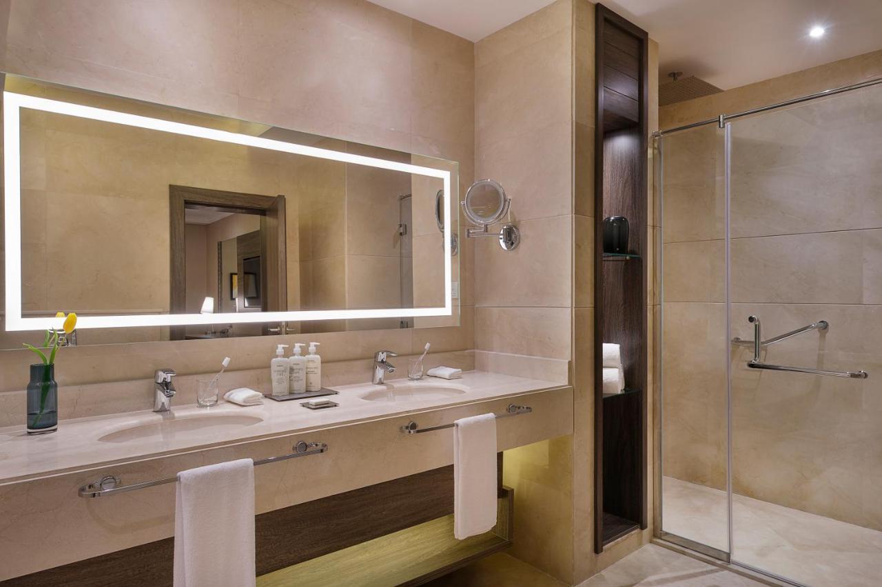 阿尔科巴尔Voco酒店 阿可贺巴 外观 照片 Bathroom