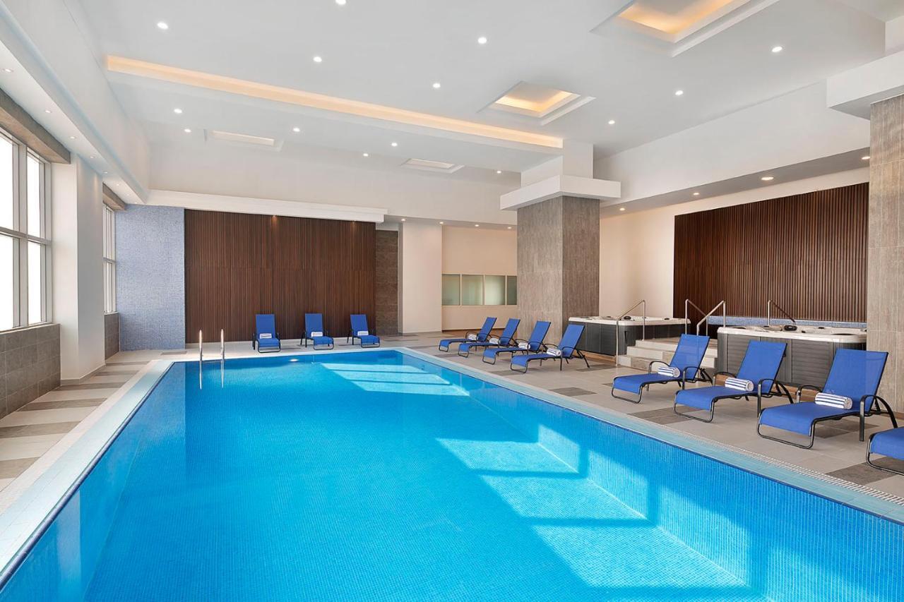阿尔科巴尔Voco酒店 阿可贺巴 外观 照片 Indoor pool